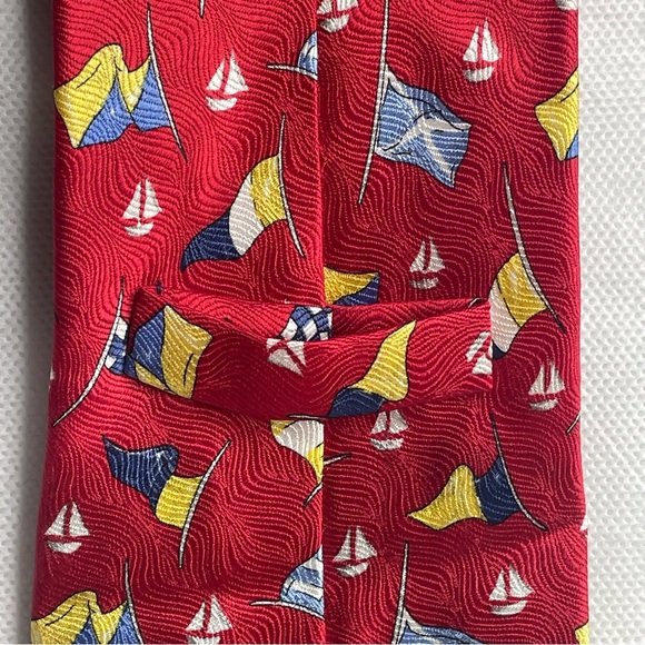 Lands End Nautical Tie 100% Silk Sea Flags Sailboats Boats Pattern Necktie Red - Picture 8 of 13